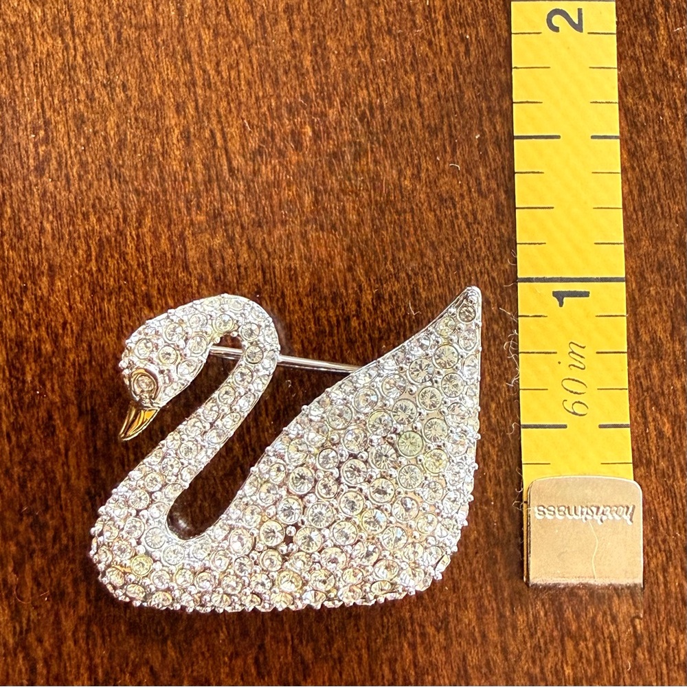 Swarovski Crystal Swan Brooch - Picture 6 of 6